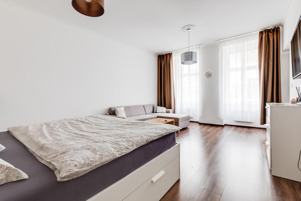 Lovely Apartments Heart Of Prague Exterior photo